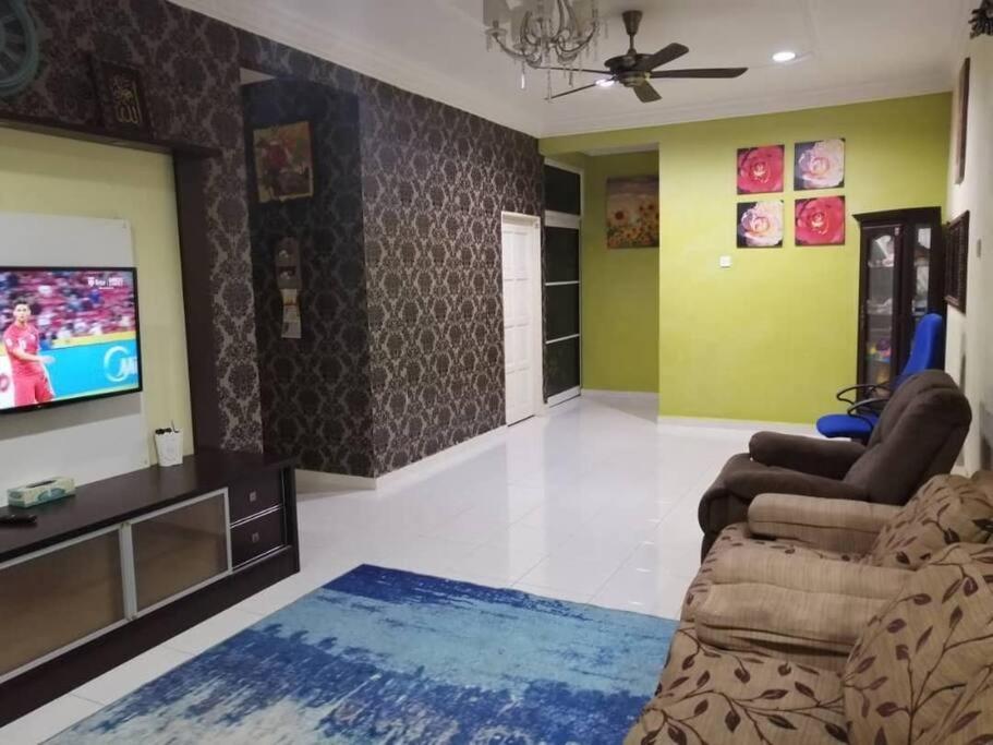 Sri Wang Homestay @ Arau Extérieur photo